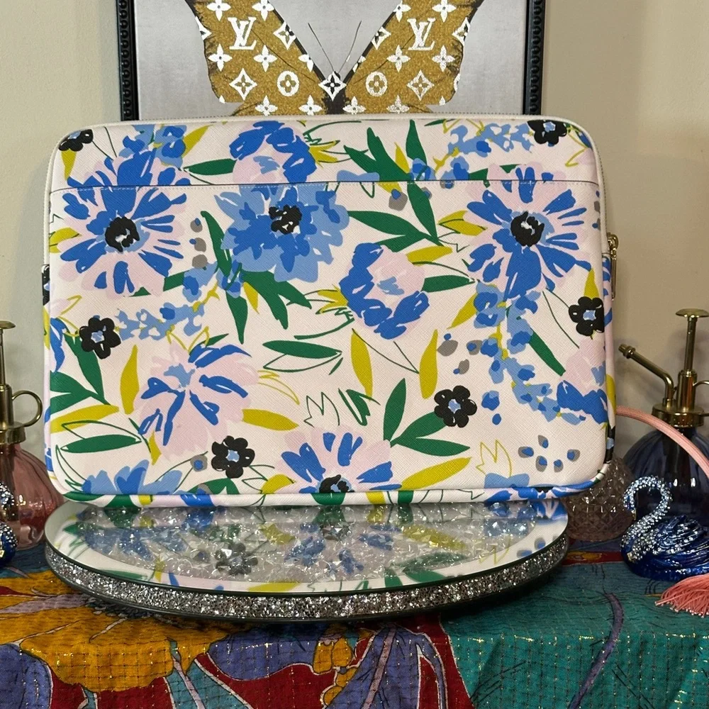 NWT Kate Spade Madison Floral laptop sleeve. Retail $110.00